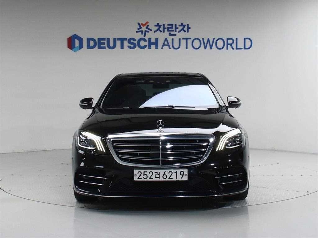 Mercedes Benz S Class - Vista 3
