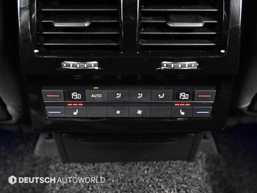 Volkswagen Touareg 2024 Negro - Importación desde Corea - HF Imports Iquique - Foto 16