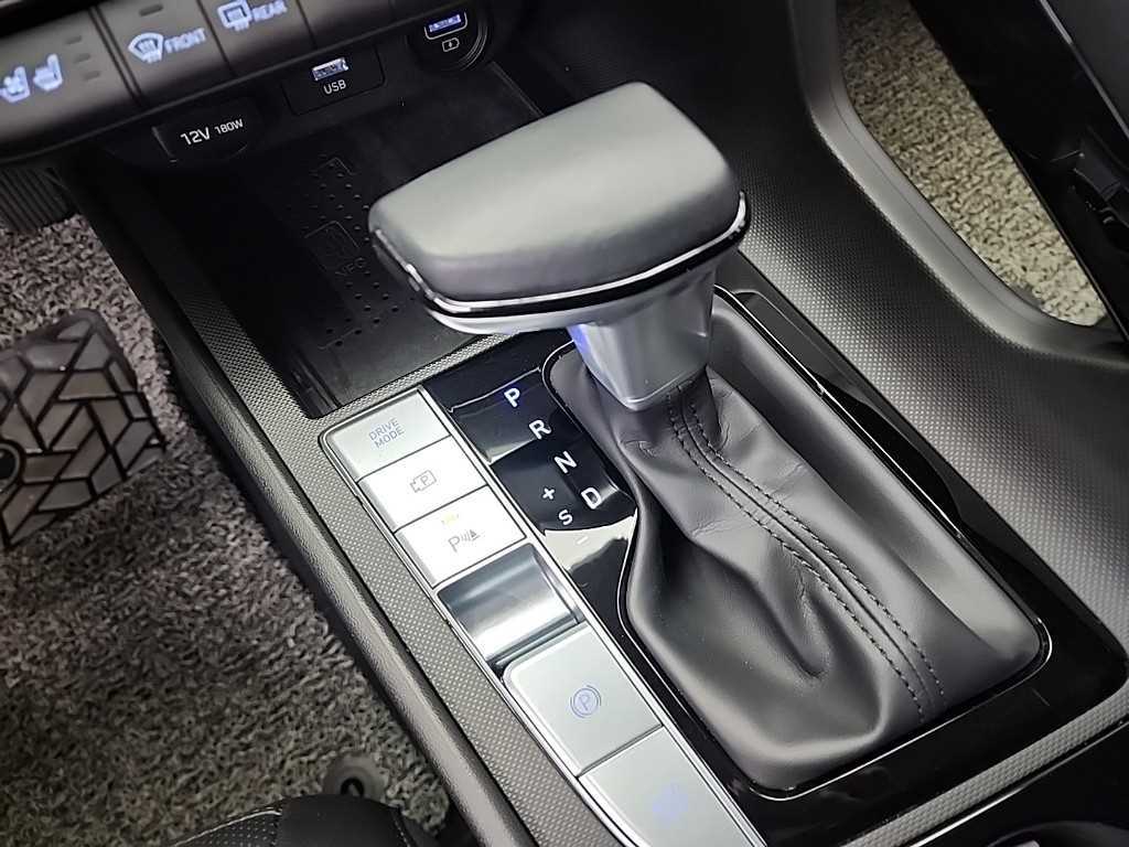 HYUNDAI Avante - Vista 8