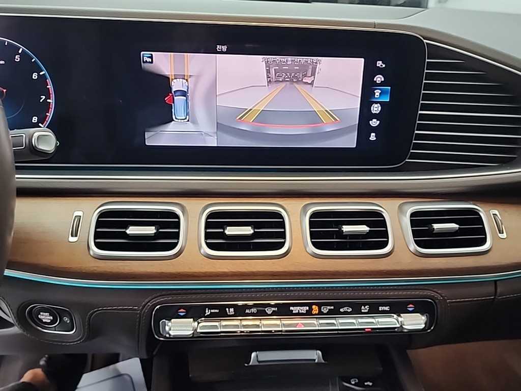 Mercedes Benz GLE Class - Vista 10