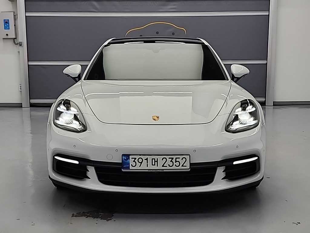 Porsche Panamera - Vista 2