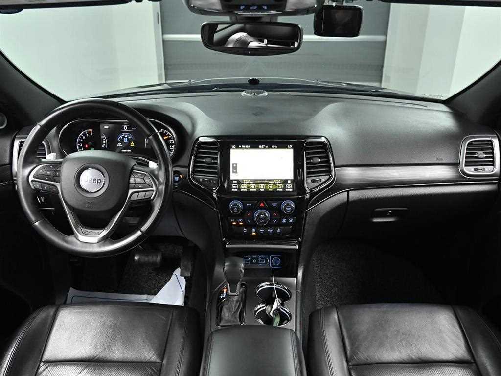 Jeep Cherokee - Vista 7