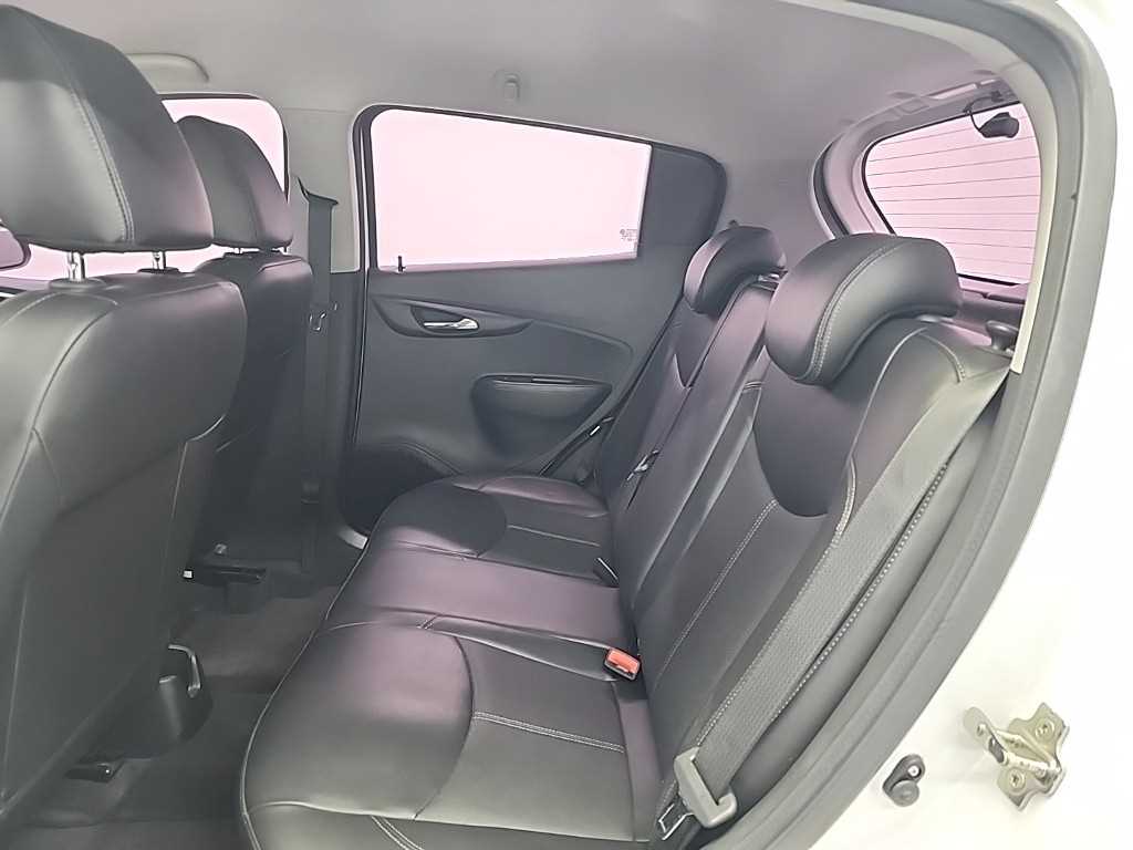 Chevrolet Spark - Vista 12