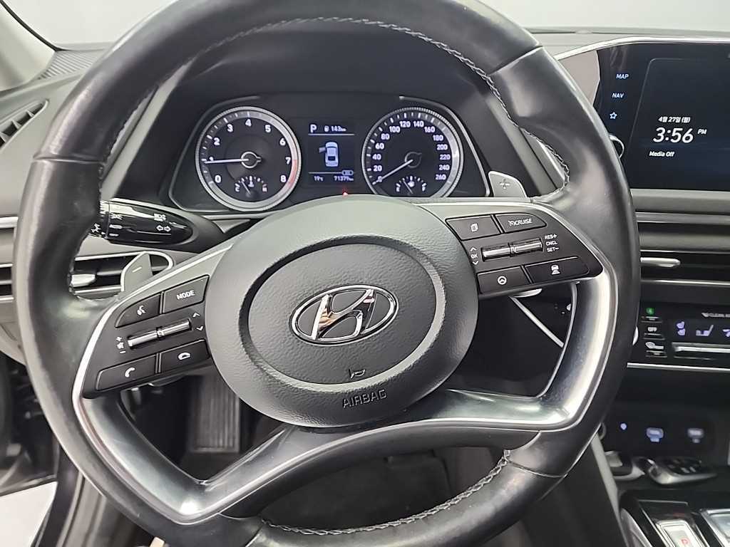 HYUNDAI Sonata - Vista 9