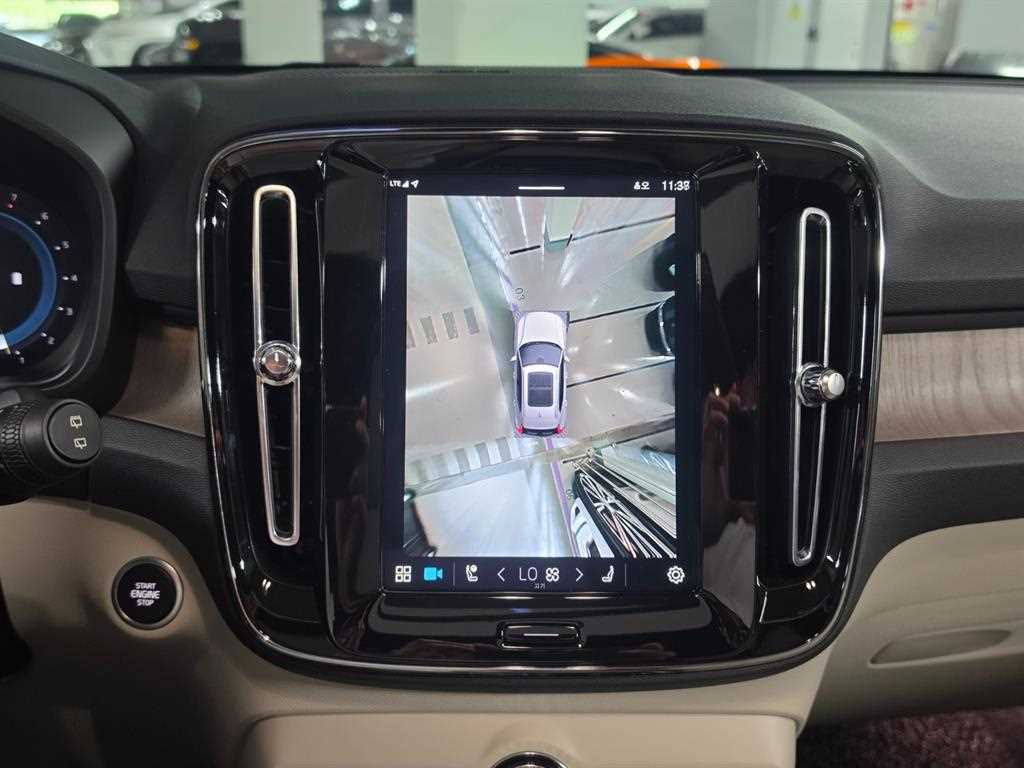 Volvo XC40 - Vista 11