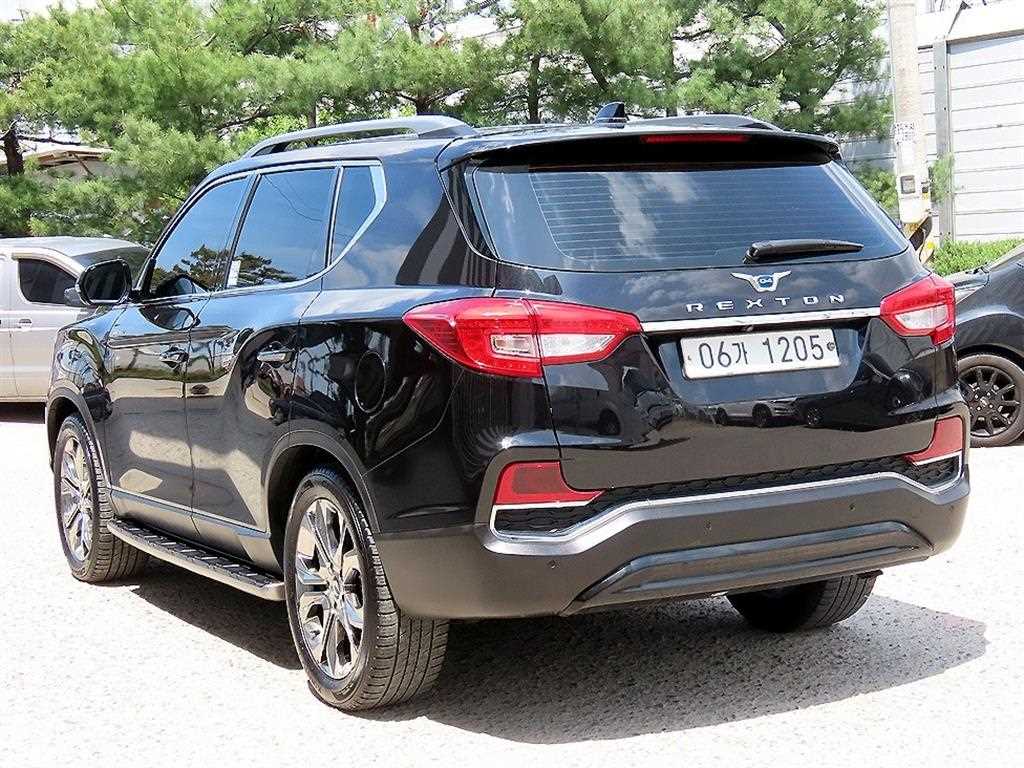 Ssangyong Rexton - Vista 3