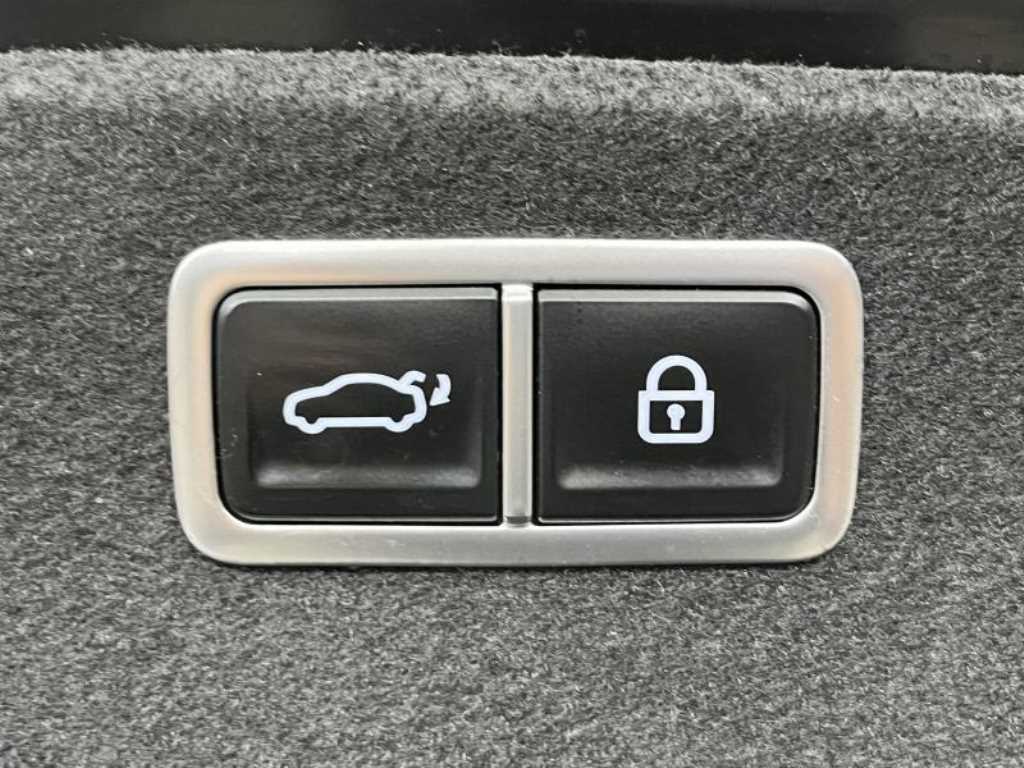 Genesis G80 - Vista 6