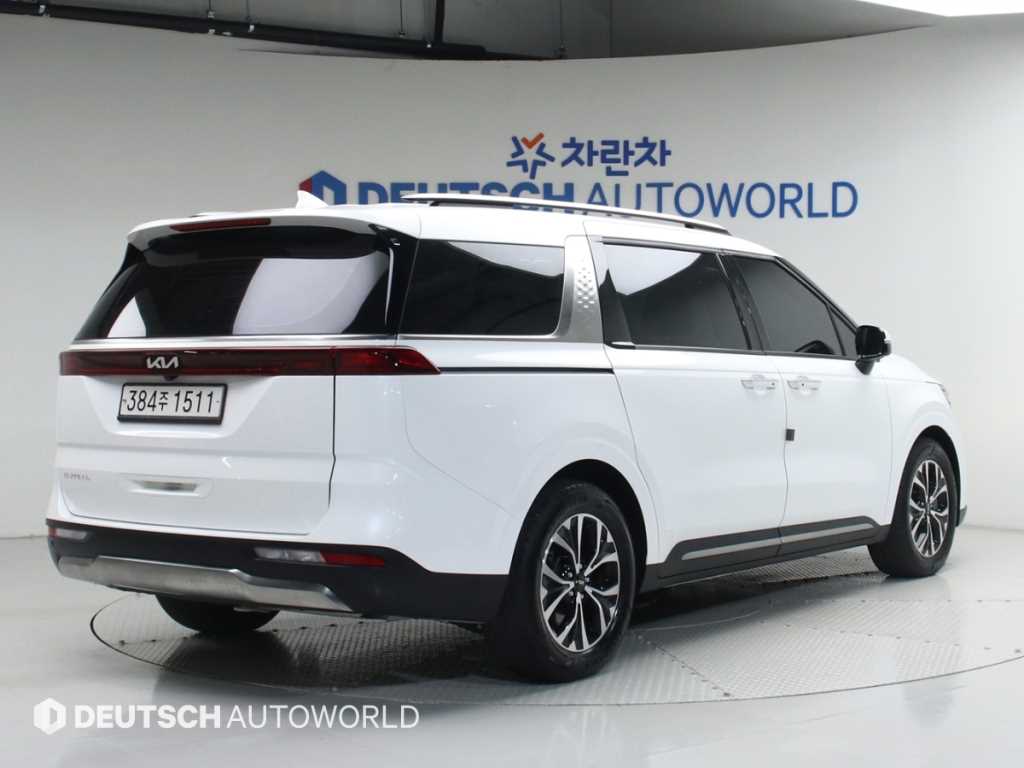 KIA Carnival - Vista 2