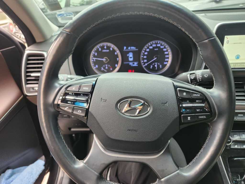 HYUNDAI Grandeur - Vista 4