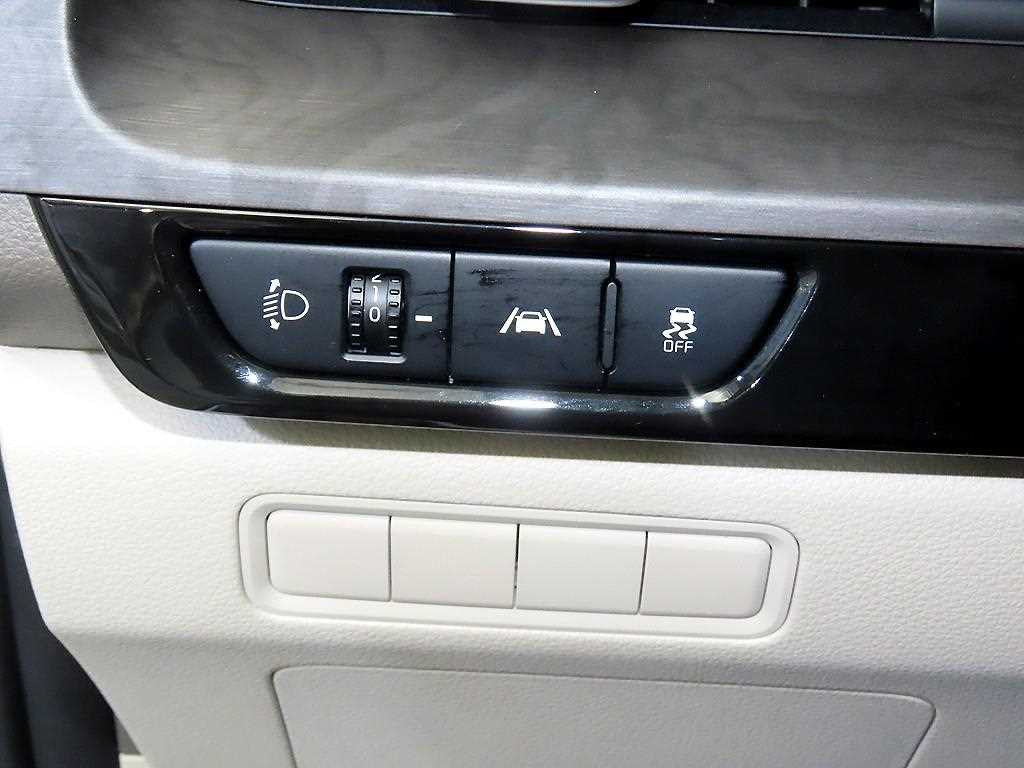 KIA Carnival 2023 - Importación desde Corea - HF Imports Iquique - Foto 14