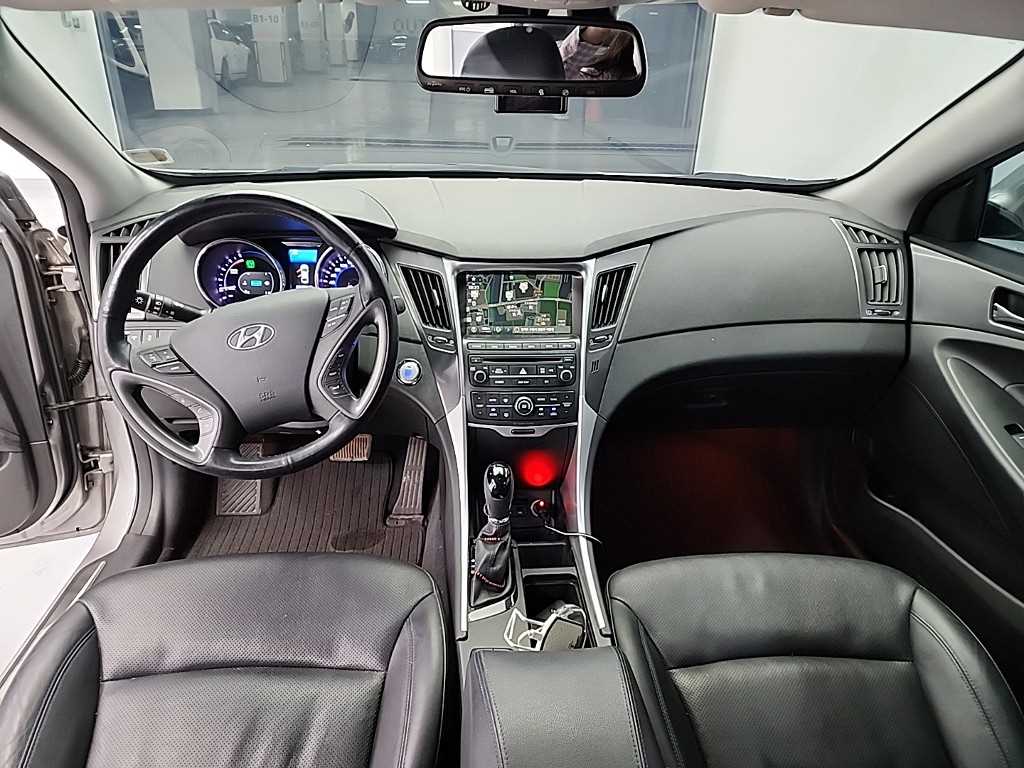 HYUNDAI Sonata - Vista 7