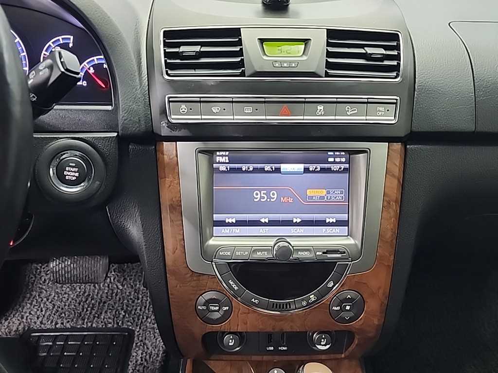 Ssangyong Rexton - Vista 10