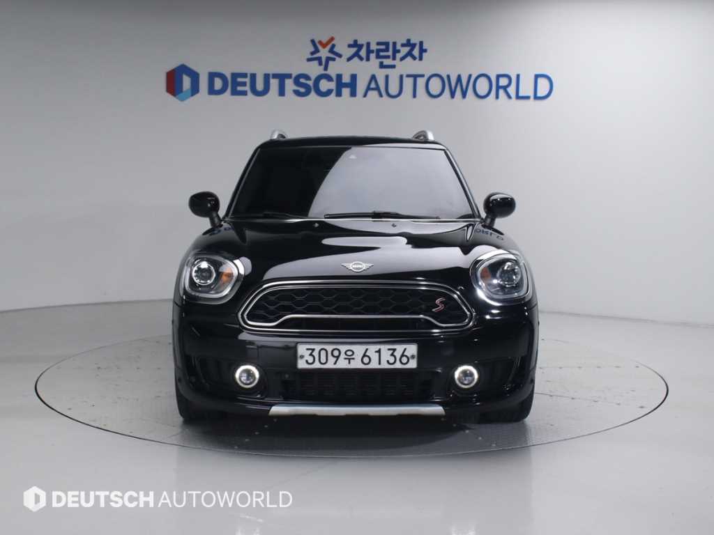 Mini Countryman - Vista 3