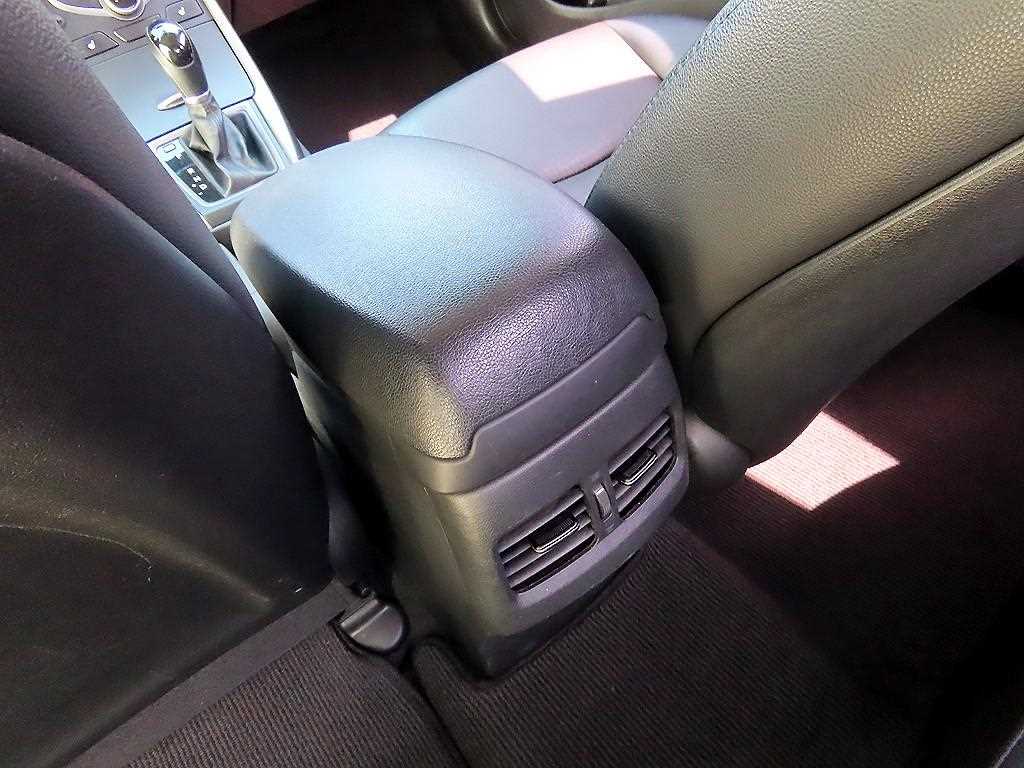 HYUNDAI Avante 2015 Gris - Importación desde Corea - HF Imports Iquique - Foto 18