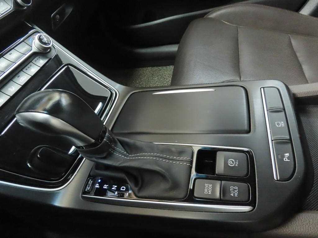 HYUNDAI Grandeur 2019 Blanco - Importación desde Corea - HF Imports Iquique - Foto 13