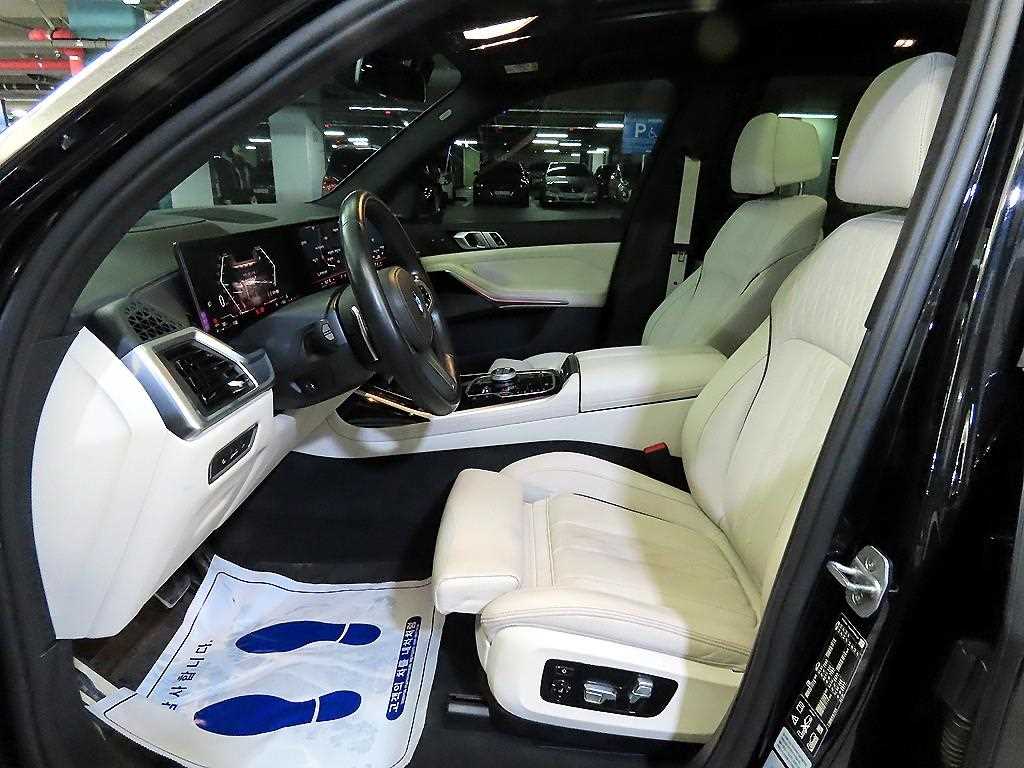 BMW X7 - Vista 6
