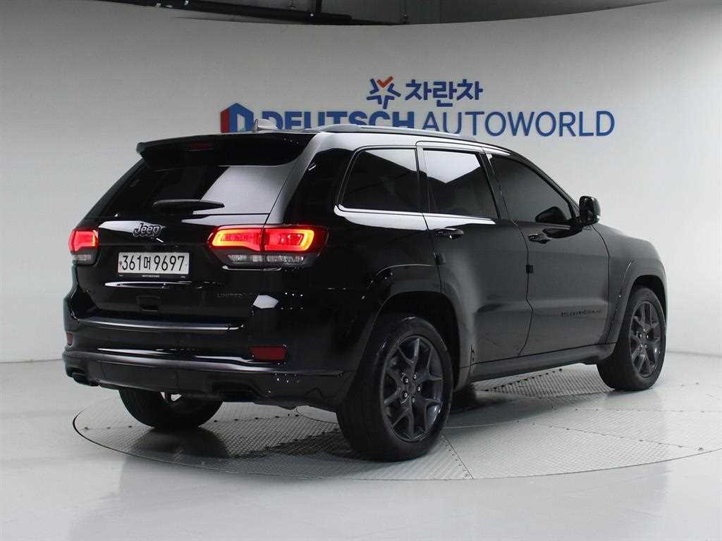 Jeep Cherokee - Vista 2