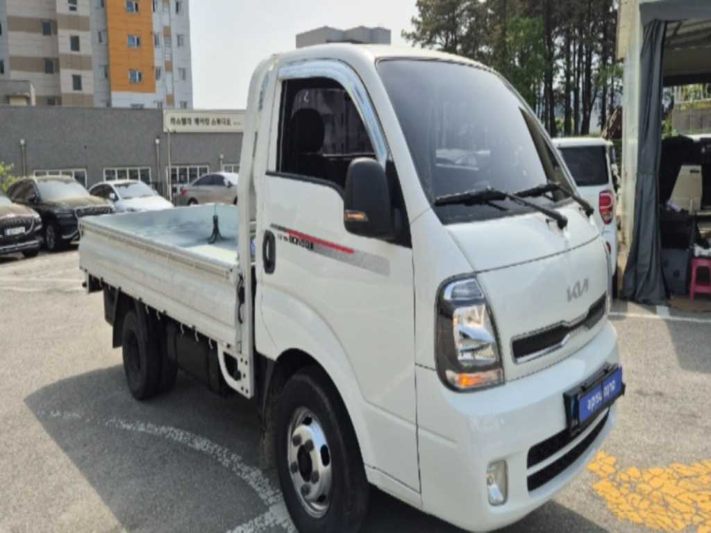 Small Truck Cargo (small) - Vista 2
