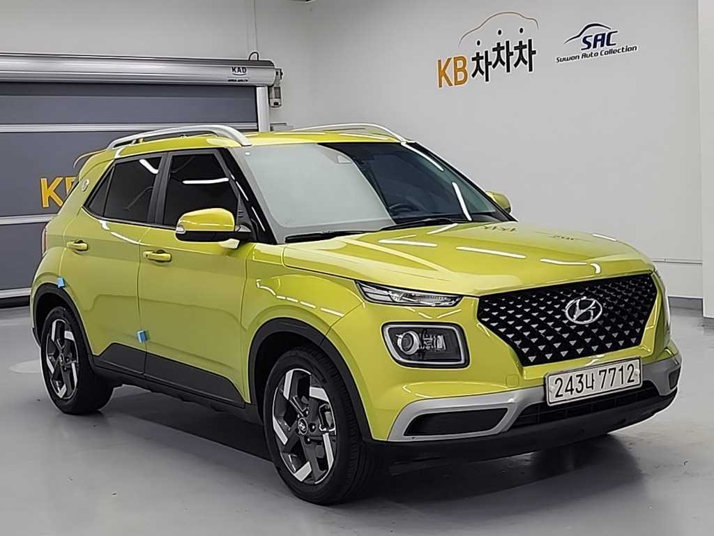 HYUNDAI Venue - Vista 4