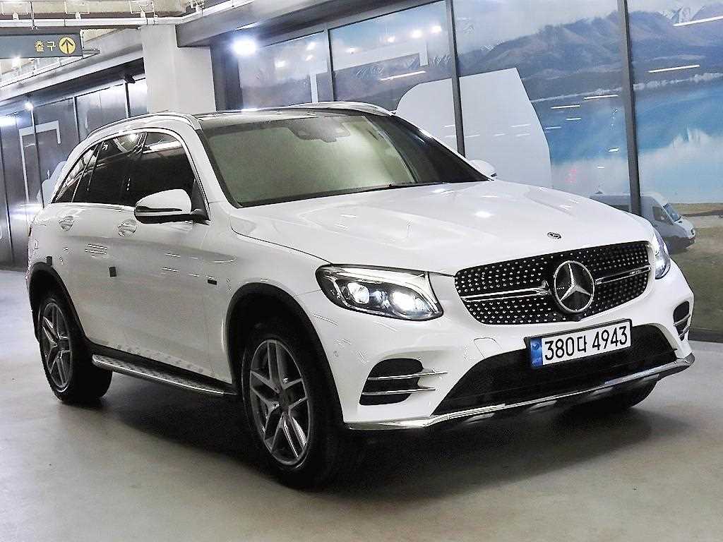 Mercedes Benz GLC Class 2019 Blanco - Importación desde Corea - HF Imports Iquique - Foto 1