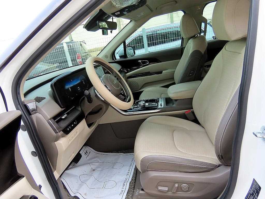 KIA Carnival - Vista 5