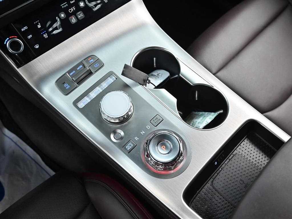 Genesis GV70 - Vista 12