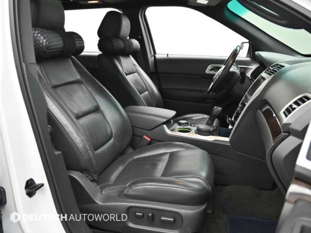 Ford Explorer - Vista 9
