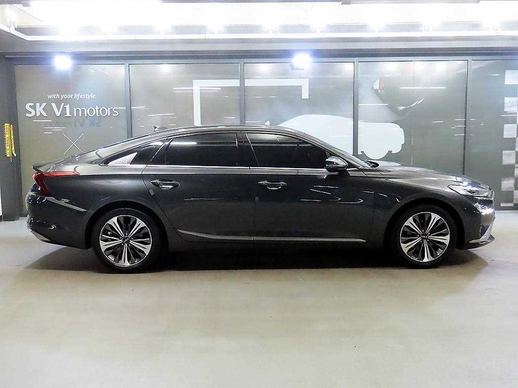 KIA K8 - Vista 3