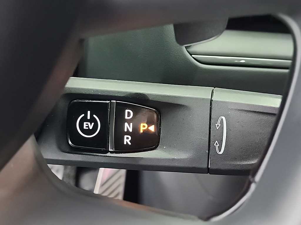 KIA EV9 - Vista 8