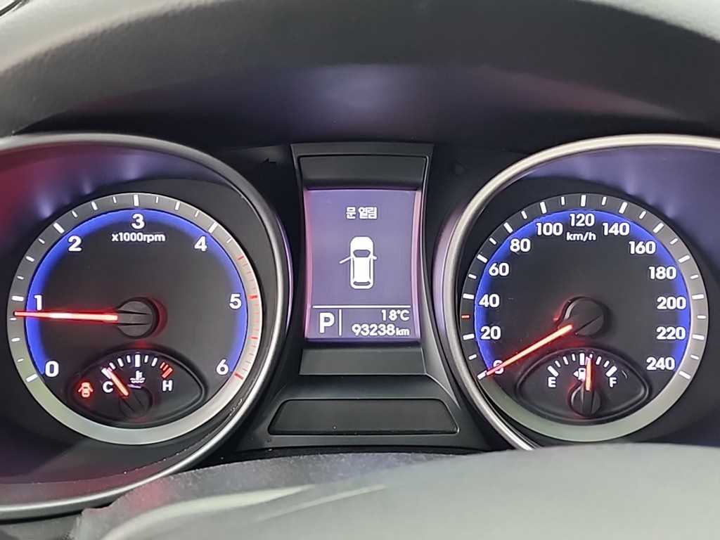 HYUNDAI Santa Fe - Vista 6