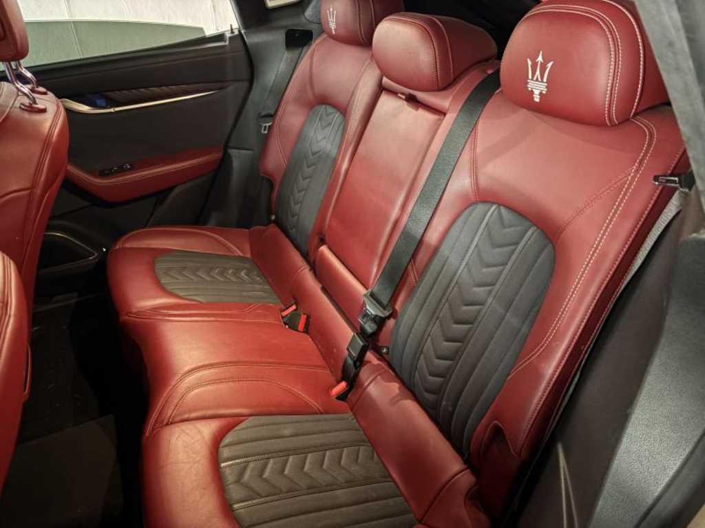 Maserati Levante - Vista 3