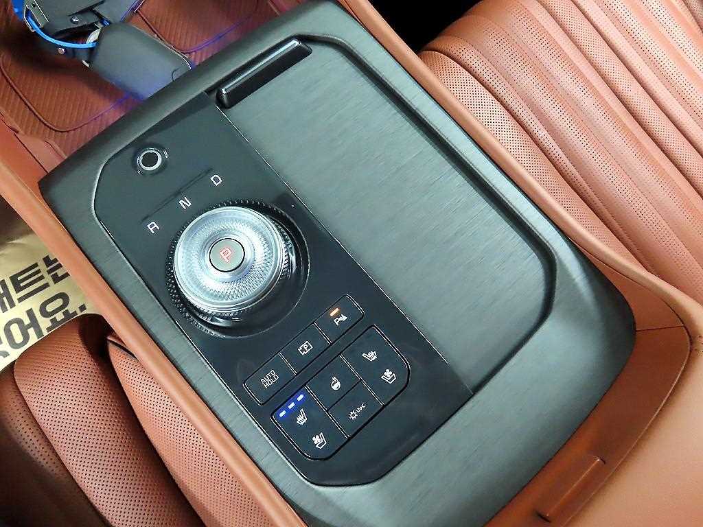 KIA K8 - Vista 10