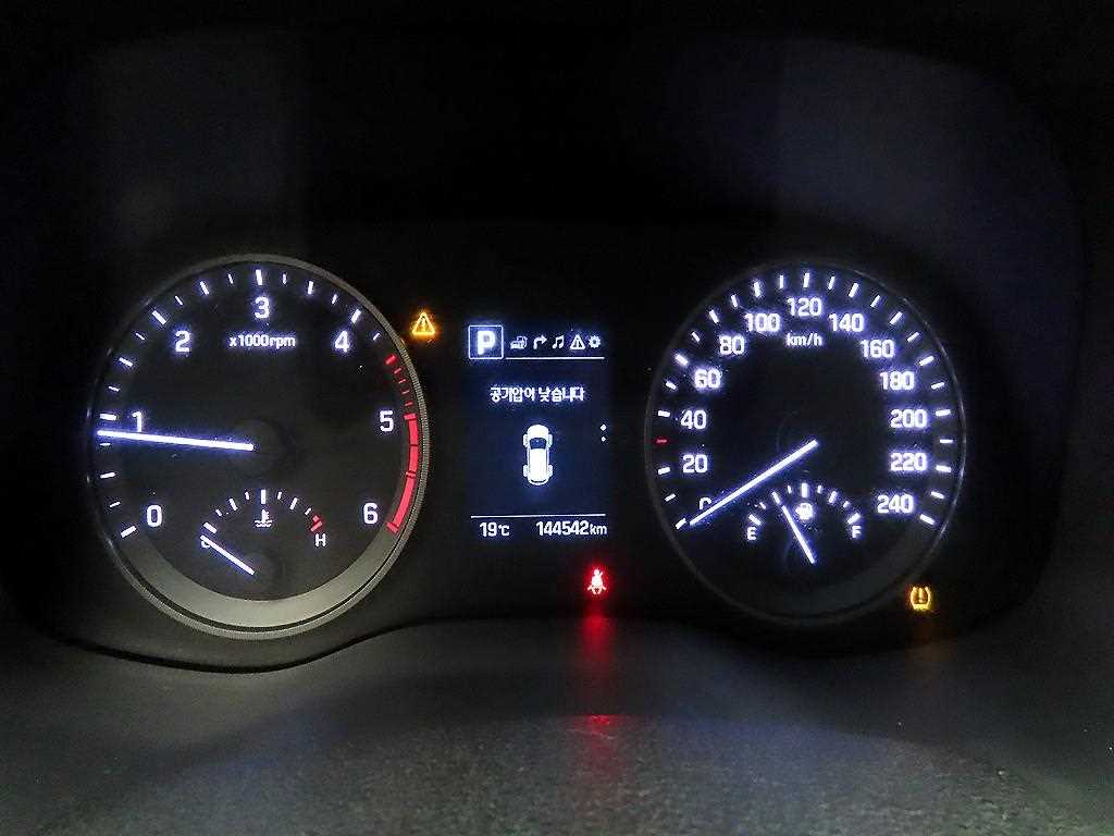 HYUNDAI Tucson - Vista 6