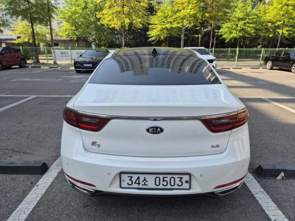 KIA K7 - Vista 4