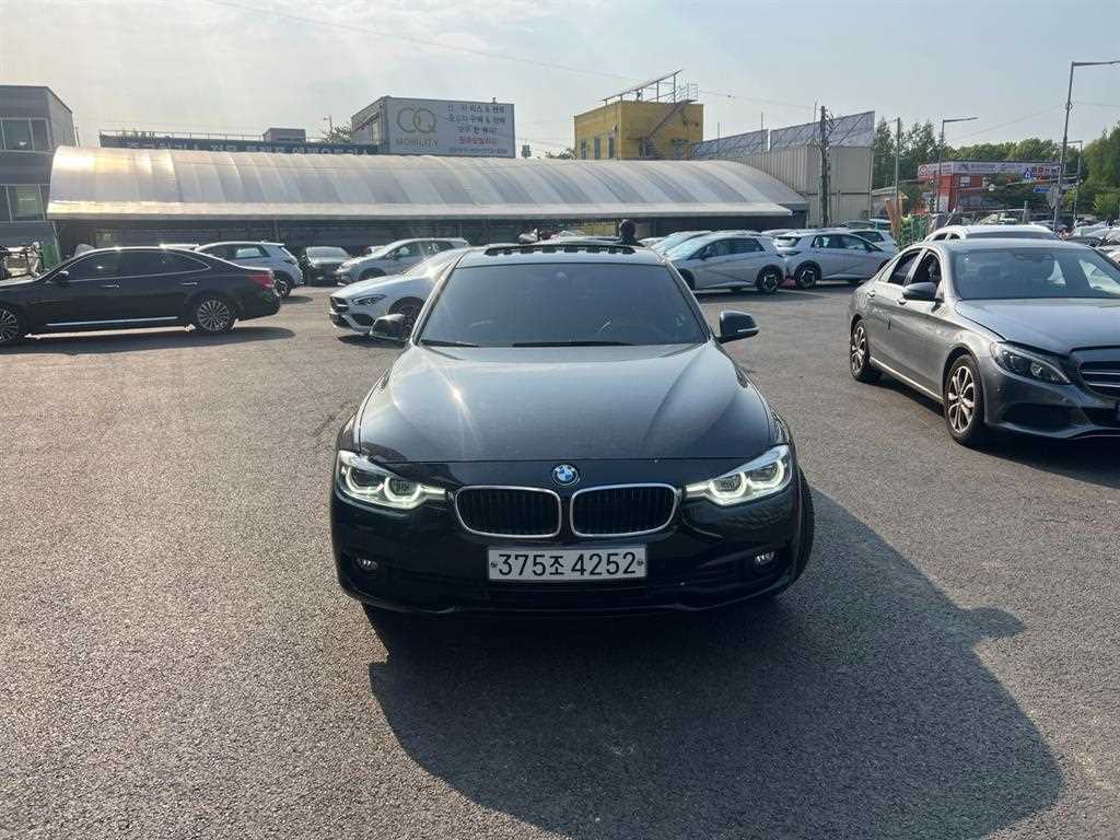 BMW 3 series 2017 Negro - Importación desde Corea - HF Imports Iquique - Foto 1