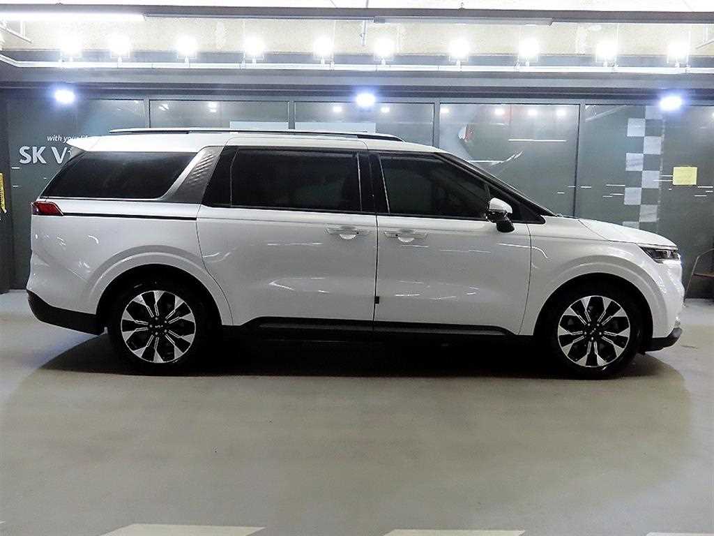 KIA Carnival - Vista 3