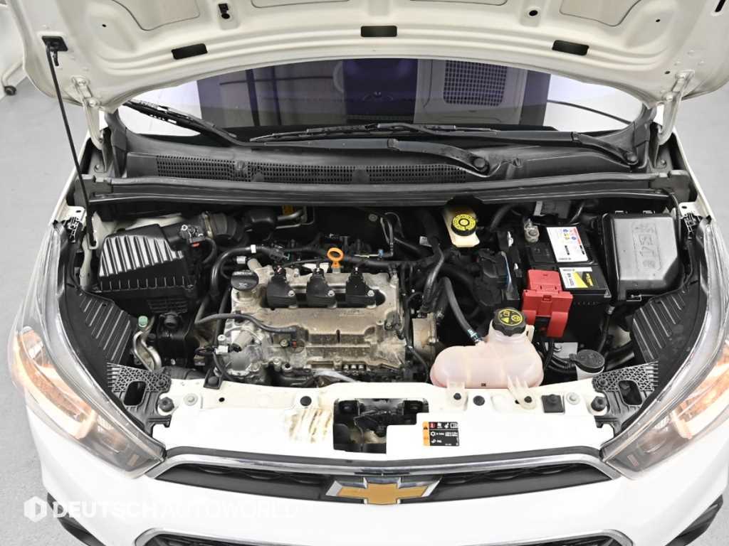 Chevrolet Spark - Vista 6
