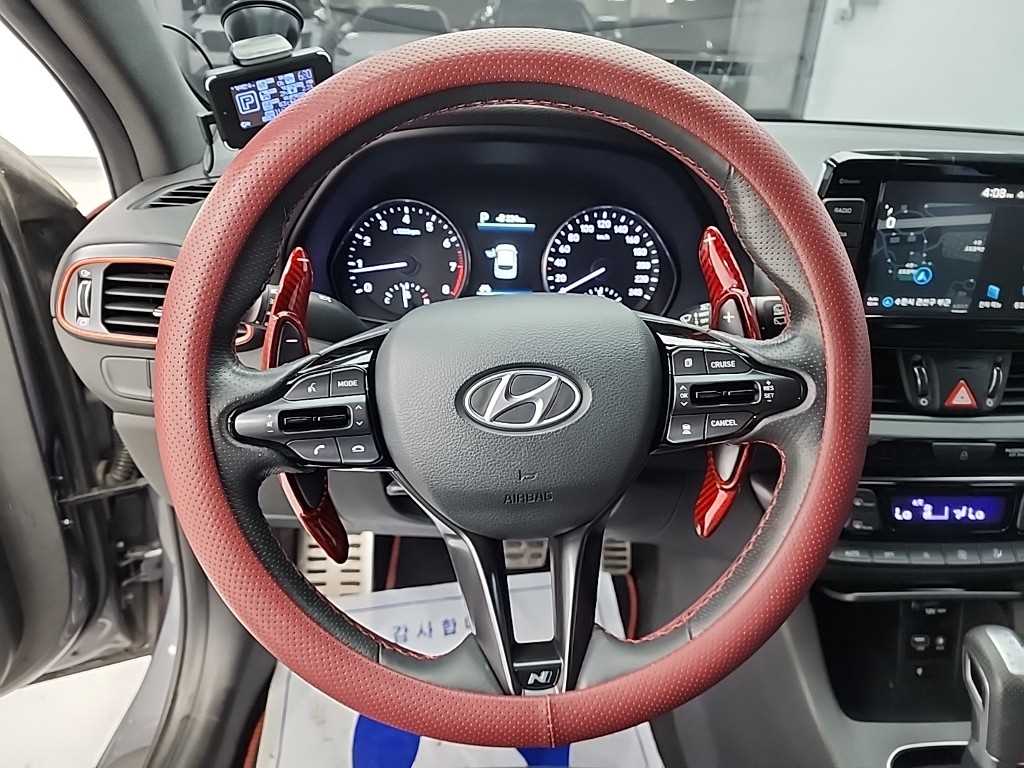 HYUNDAI i30 - Vista 9