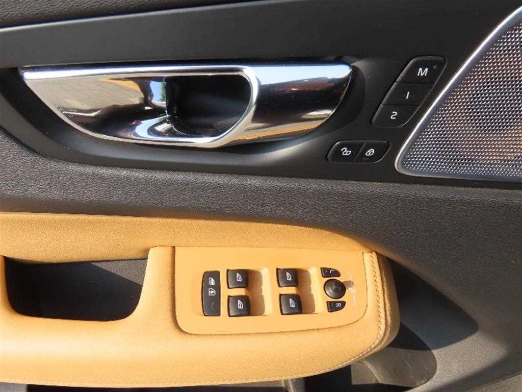 Volvo XC60 - Vista 12
