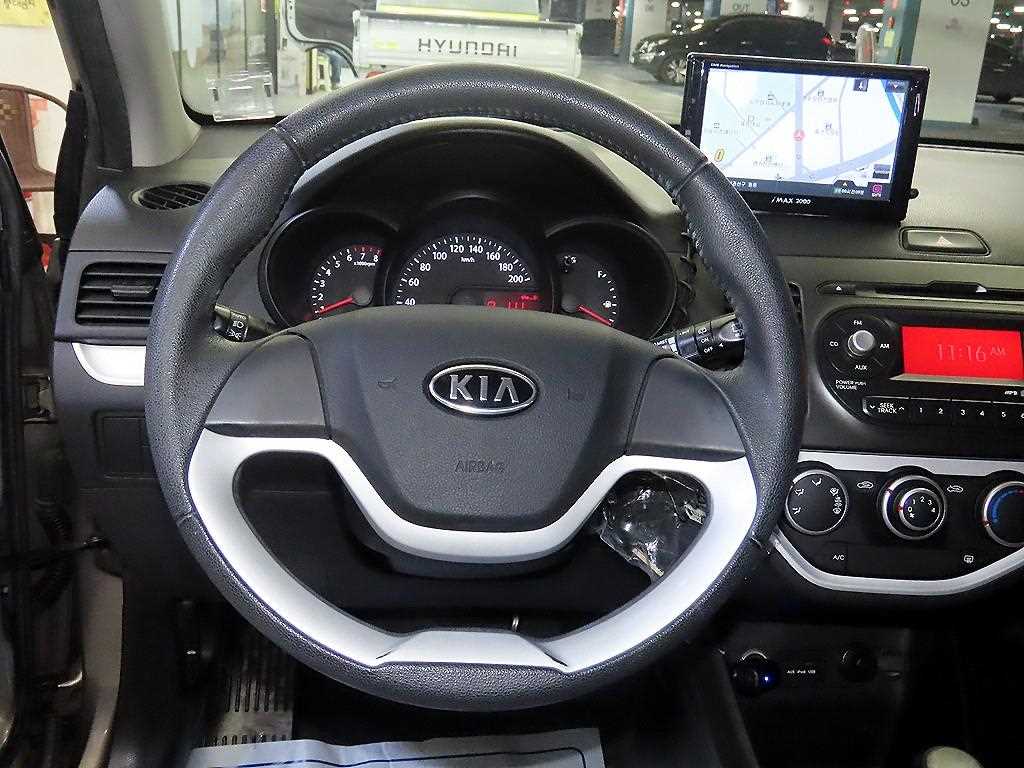KIA Morning - Vista 8