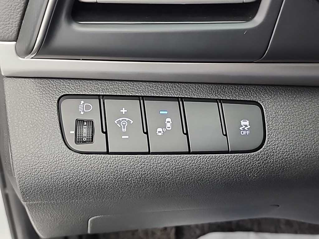 HYUNDAI Avante 2020 Blanco - Importación desde Corea - HF Imports Iquique - Foto 17