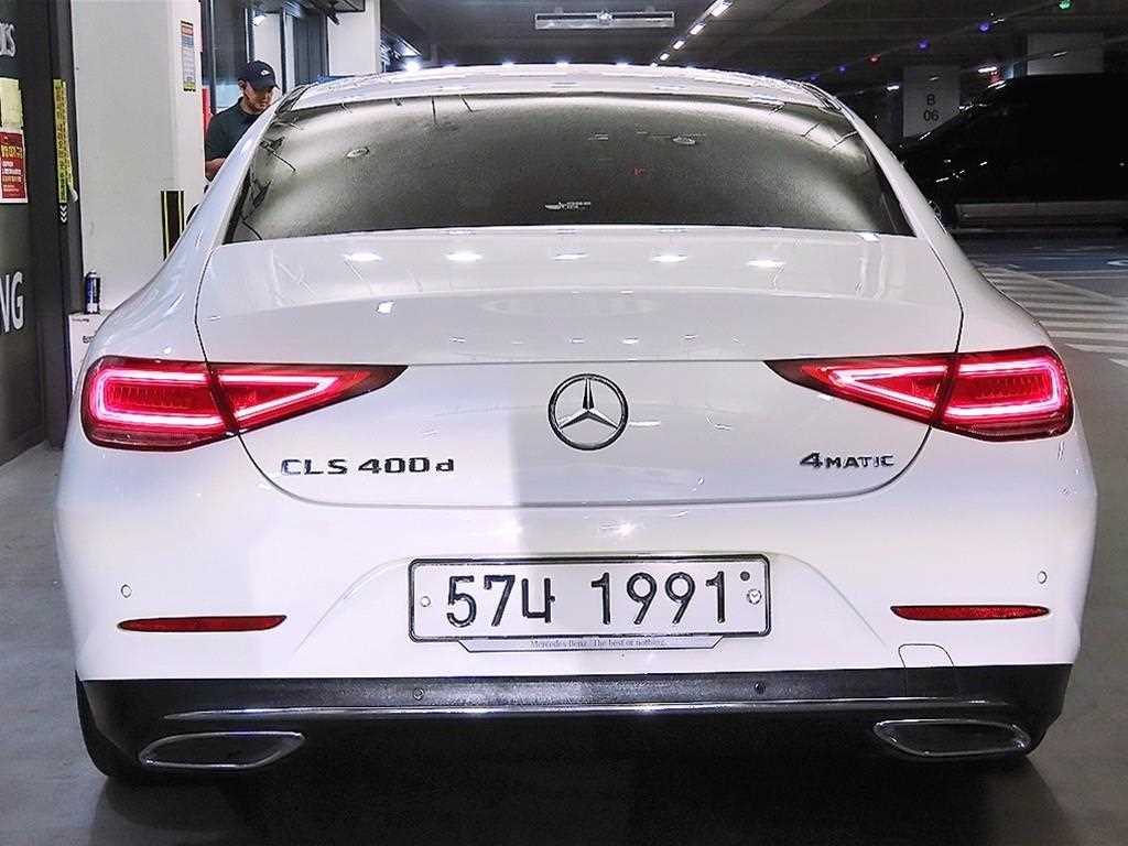 Mercedes Benz CLS Class - Vista 5