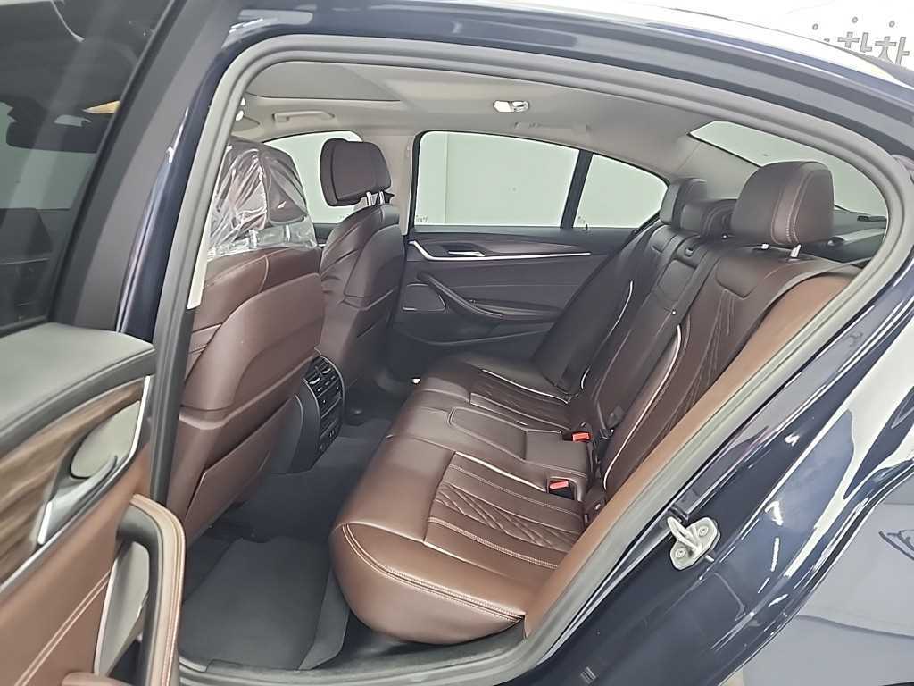 BMW 5 Series - Vista 12