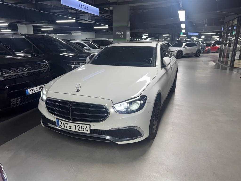 Mercedes Benz E class 2022 Blanco - Importación desde Corea - HF Imports Iquique - Foto 1