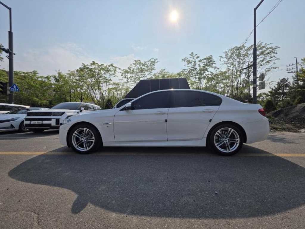 BMW 5 Series - Vista 3