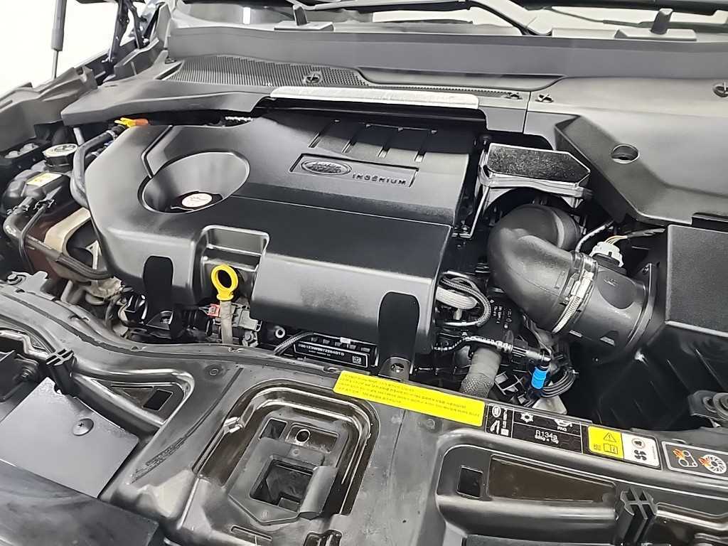Land Rover Discovery Sports - Vista 5