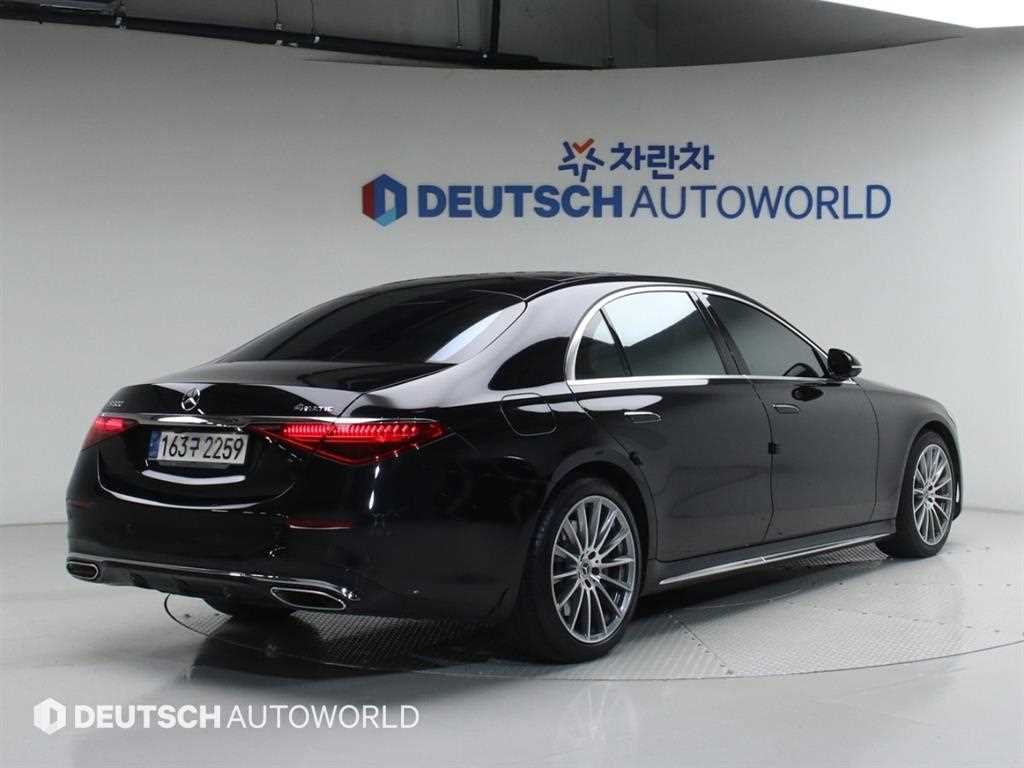 Mercedes Benz S Class - Vista 3