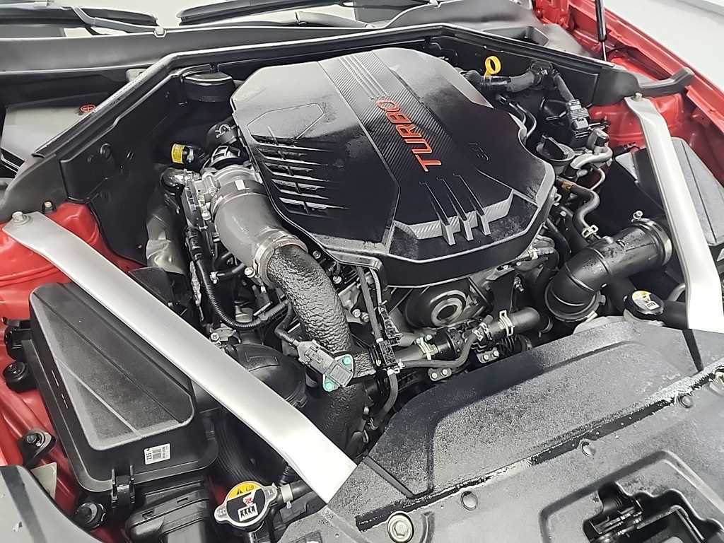 KIA Stinger - Vista 5