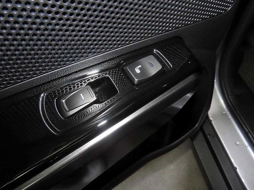 Ssangyong Tivoli 2025 Gris - Importación desde Corea - HF Imports Iquique - Foto 15