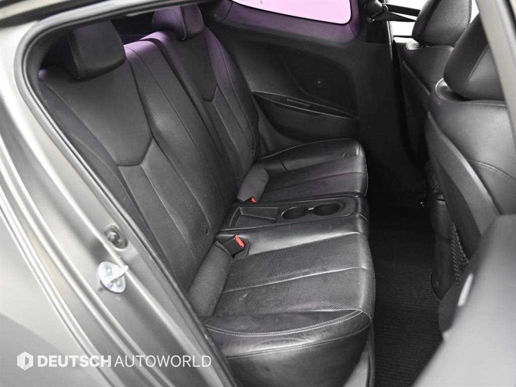 HYUNDAI Veloster - Vista 12